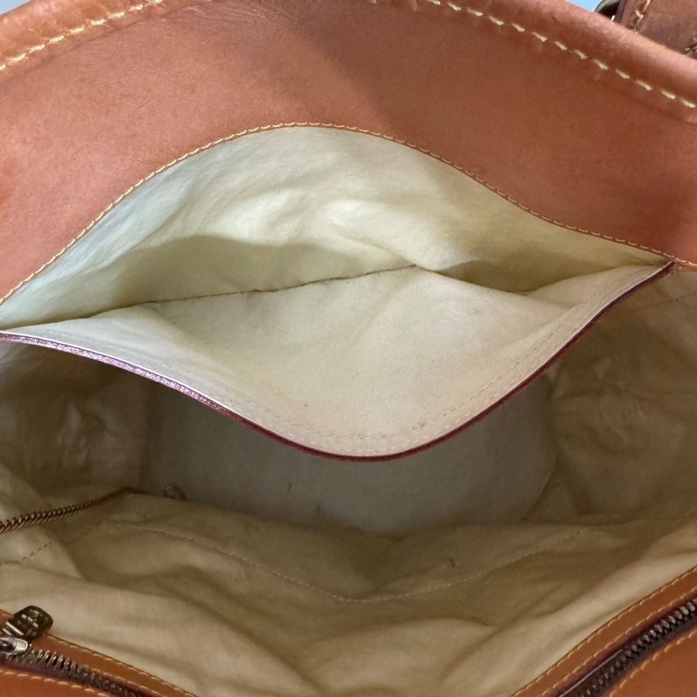 Louis Vuitton Monogram Bucket Tote GM with Pouch - Picture 13 of 16